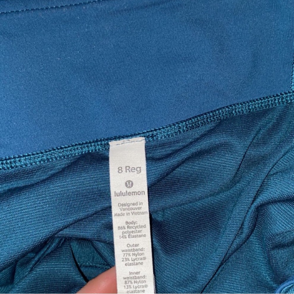 Lululemon low rise speed up short 2.5 in. Size 8 I think the color is Tidal Teal